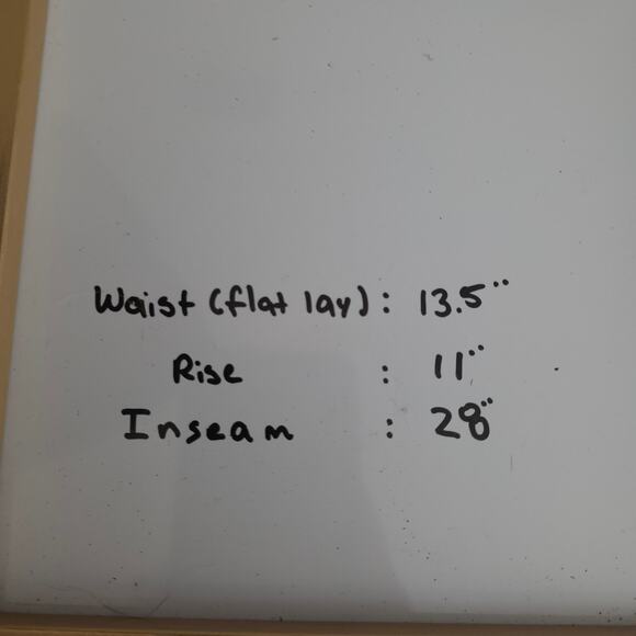 American Eagle High Rise Mom Jean Light Wash Denim Distressed Size 0 - Picture 11 of 11